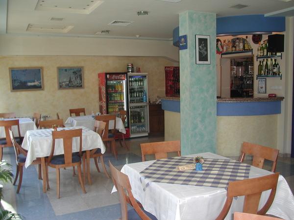 Hotel Astoria Burgas Екстер'єр фото